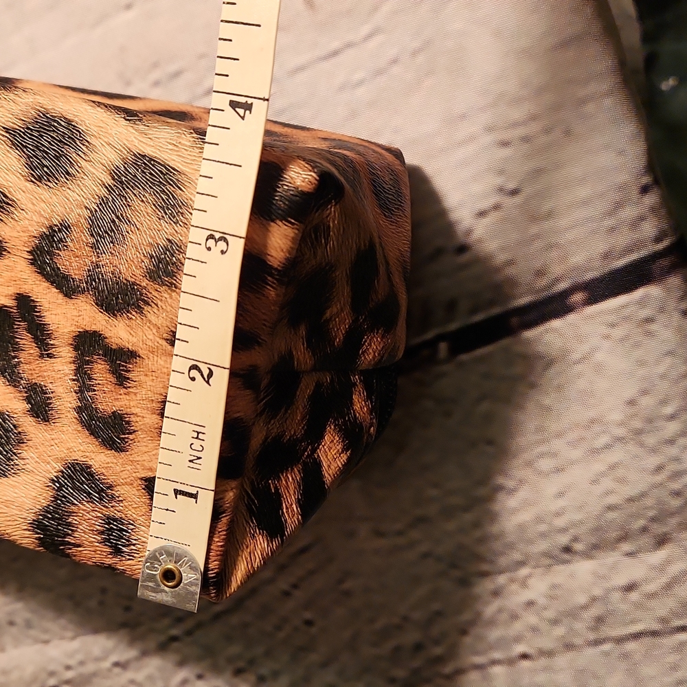 Makeup Bag - Picture 6 of 6